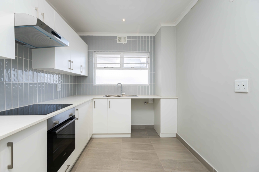 To Let 2 Bedroom Property for Rent in Sea Point Western Cape